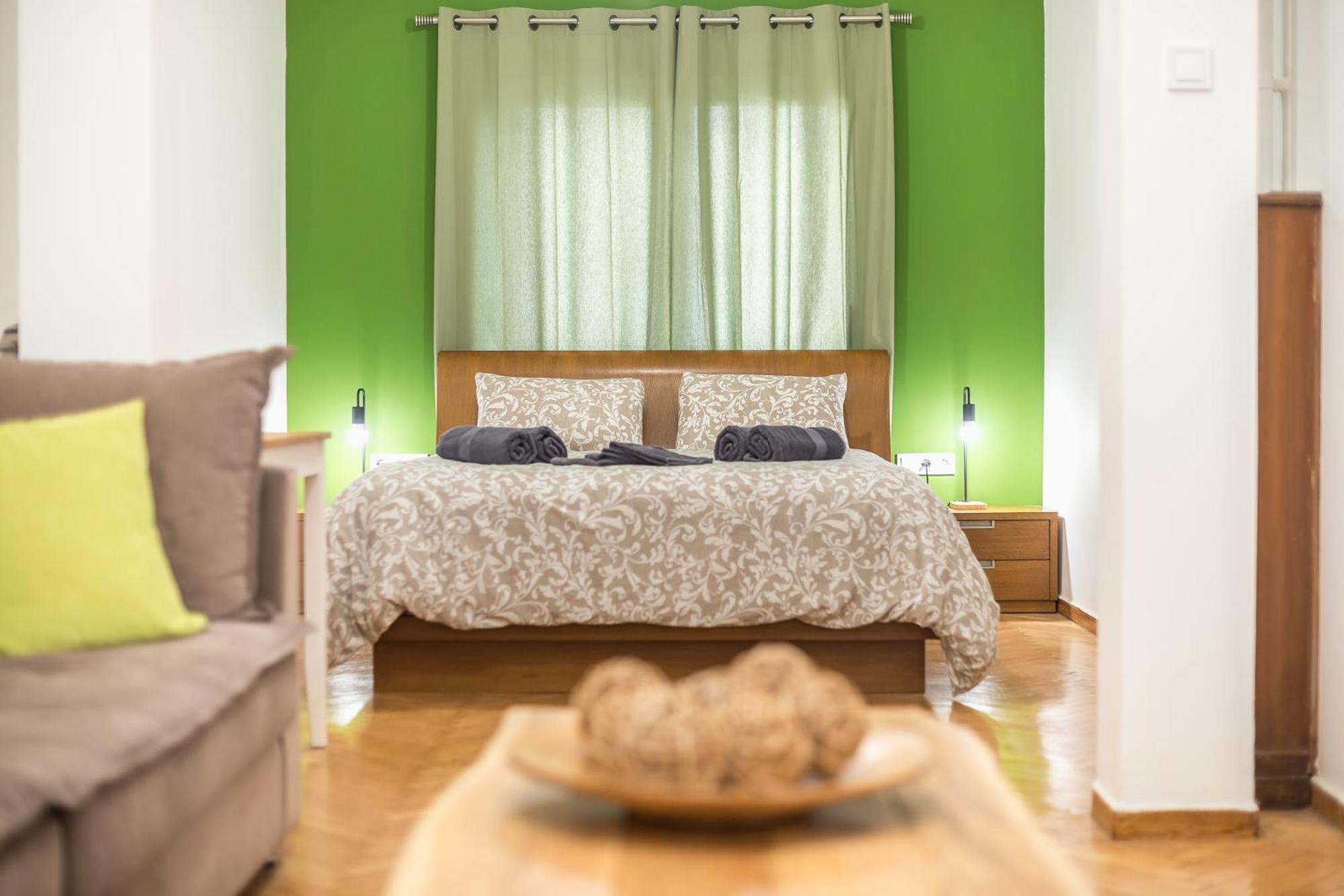 Stylish Luxury Apartment At Ampelokipi Metro Station Atene Esterno foto
