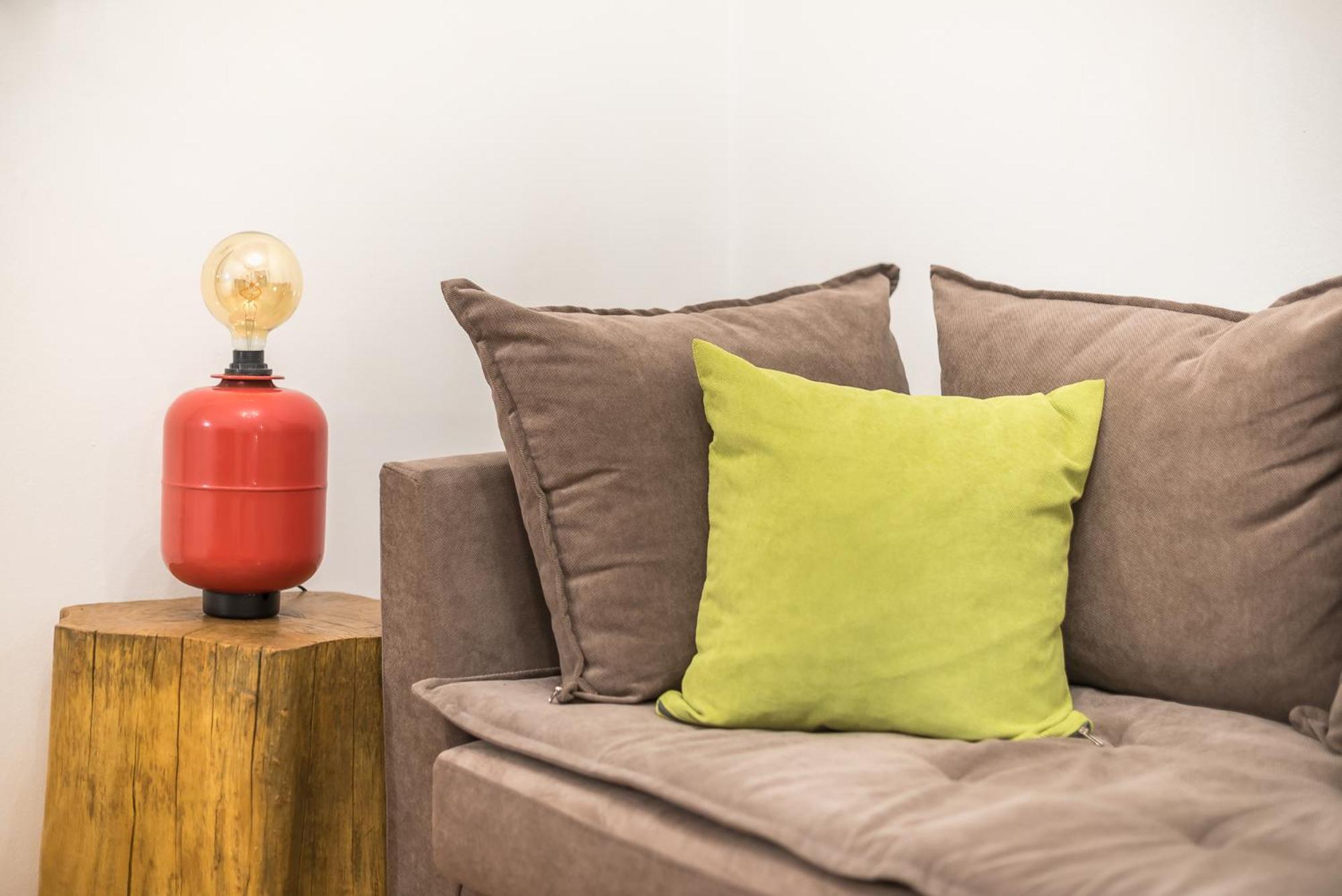 Stylish Luxury Apartment At Ampelokipi Metro Station Atene Esterno foto