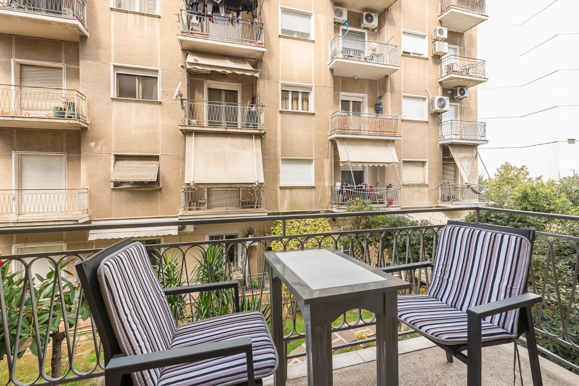 Stylish Luxury Apartment At Ampelokipi Metro Station Atene Esterno foto